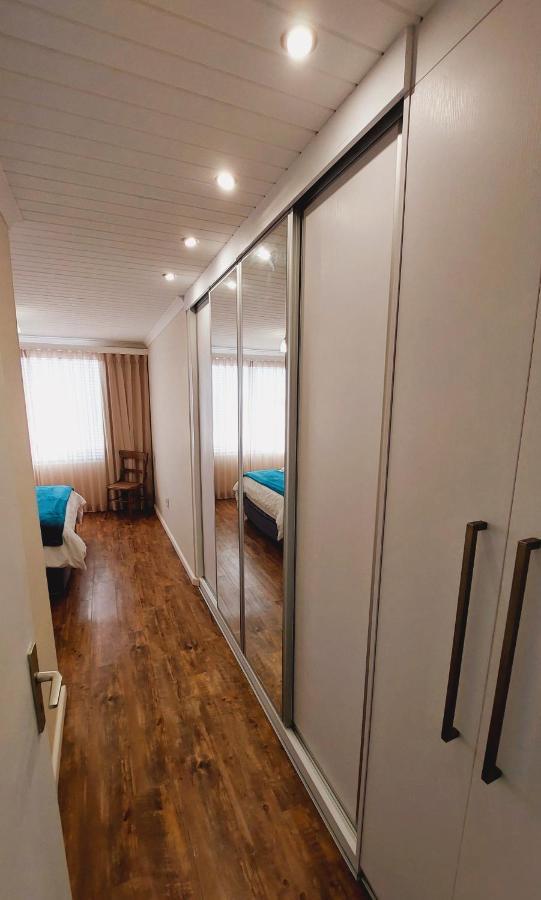 Nautilus 2 Bedroom Self-Catering Apartment Суакопмунд Екстериор снимка
